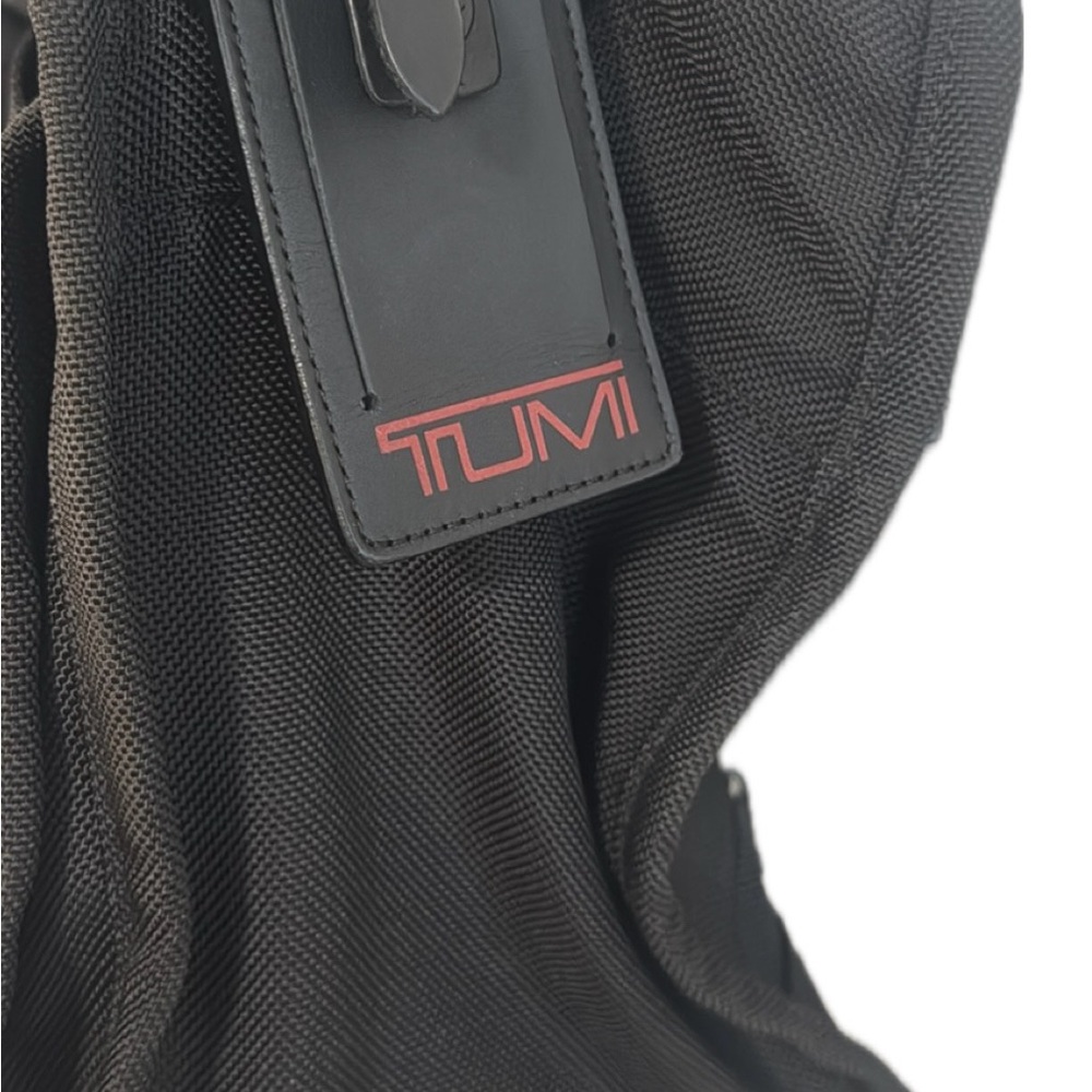 TUMI Weekender, EUC - Picture 3 of 6